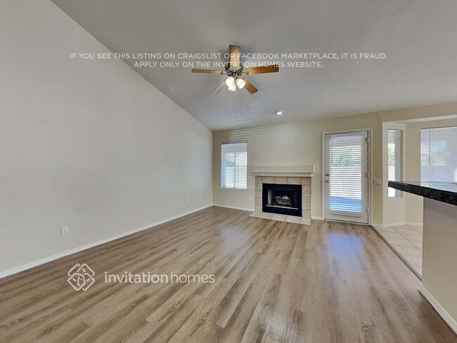 Building Photo - 16140 E Glendora Dr