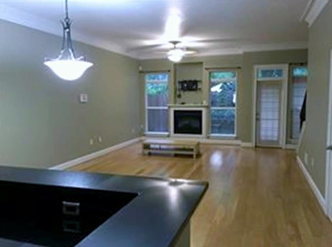 Foto del edificio - 2 bedroom in Sandy Springs GA 30328