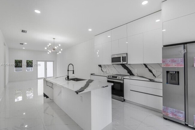 Foto del edificio - 2419 NW 97th St