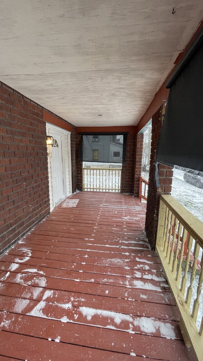 Foto del edificio - Cozy, Updated 1-Bed Apartment Near Downtown Sharon with In-Unit Laundry!