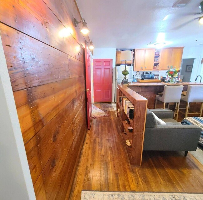 Foto del edificio - 1427 Munger St