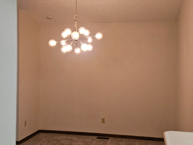 Building Photo - 1555 Vista Ridge Dr