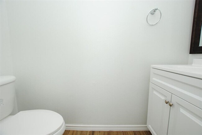 Foto del edificio - 3212 Victorian Manor Ln