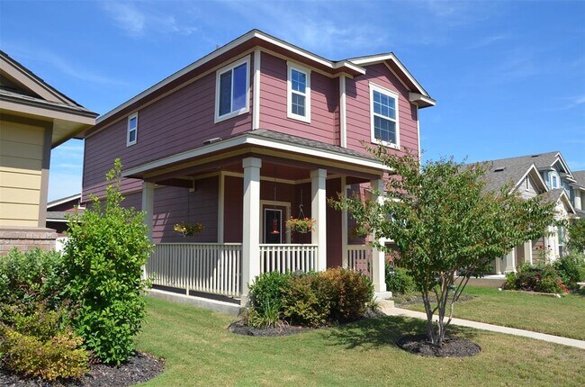 Building Photo - 933 Alamo Plaza Dr