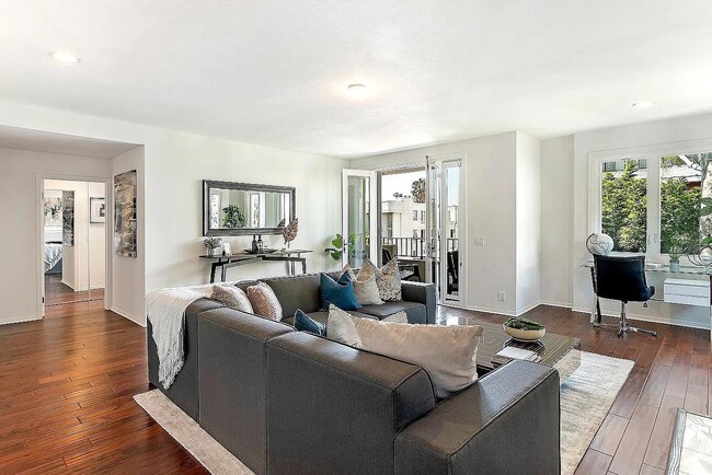 Building Photo - 1650 Veteran Ave