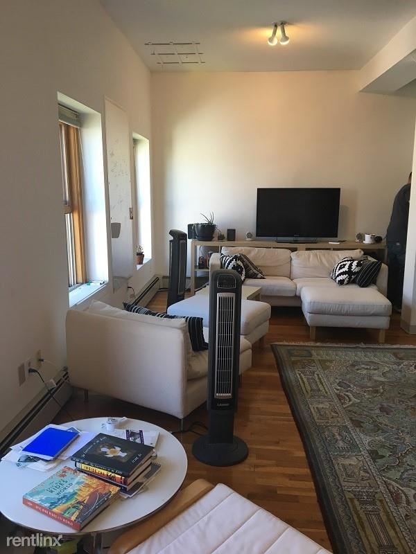 Foto del edificio - 1 br, 1 bath Apartment - 238 Columbia St # 3N