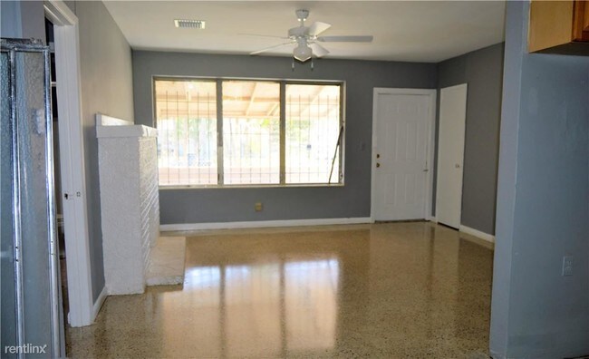 Building Photo - 4 br, 2 bath House - 1940 SW 64th Ave