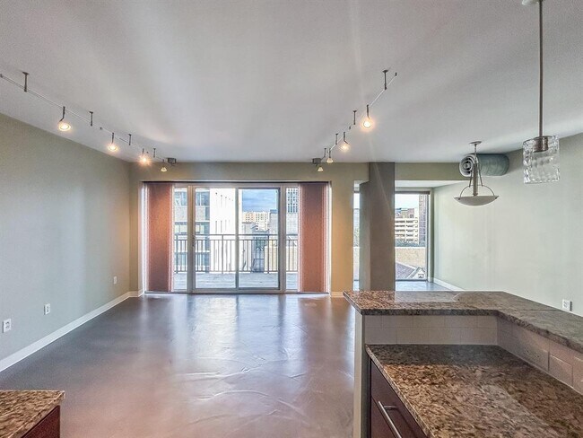 Foto del edificio - 800 Brazos St