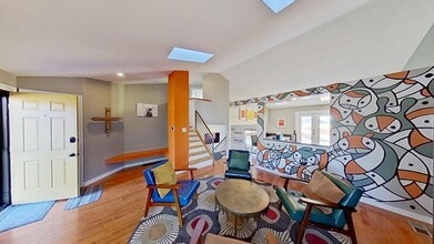 Building Photo - 11409 Jay St