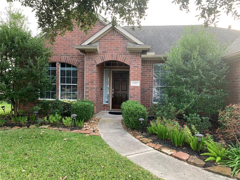 Primary Photo - 12107 N Brenton Knoll Dr