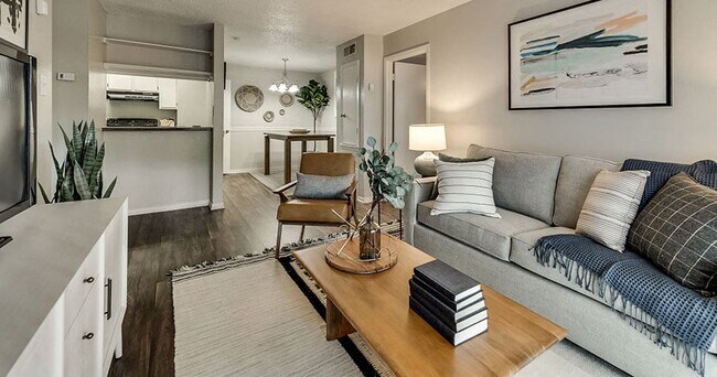 Foto del edificio - River Oaks Apartments