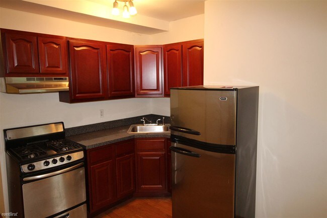 Building Photo - 465 Lafayette Ave