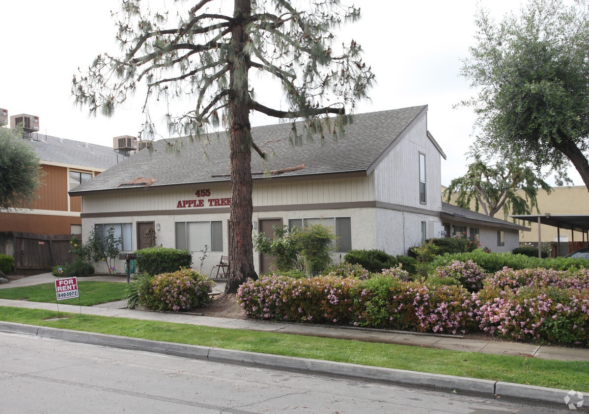 Building Photo - Appletree Apartments