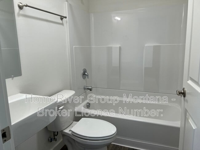 Foto del edificio - 508 S 3rd St W