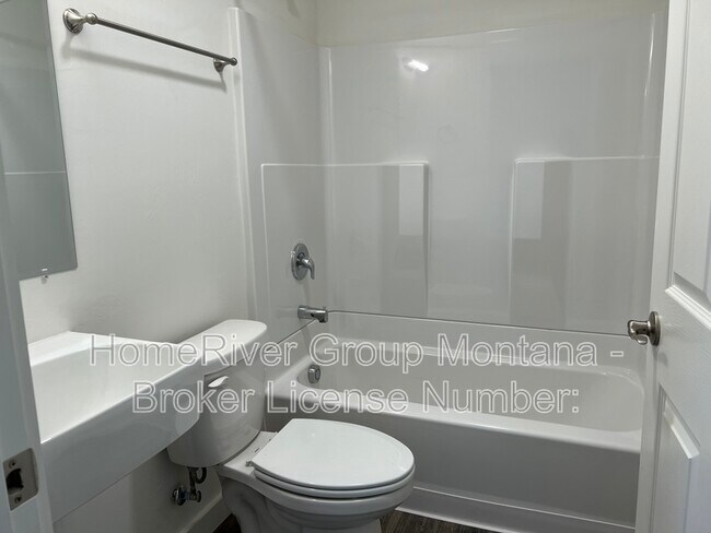 Foto del edificio - 508 S 3rd St W