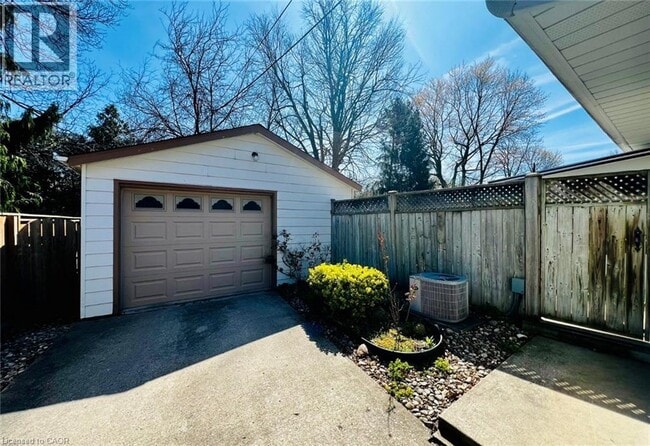 Building Photo - 456 Belvedere Ave