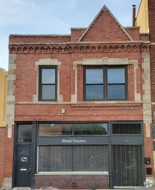 Building Photo - 3306 W North Ave