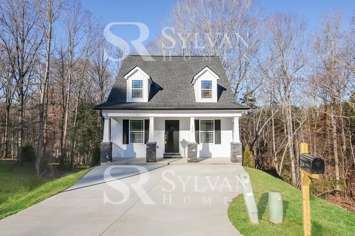 Primary Photo - Enjoy living the good life in this 3 bedroom, 2.5 bathroom home