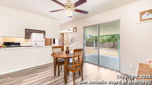Foto del edificio - 9202 Summer Wind St