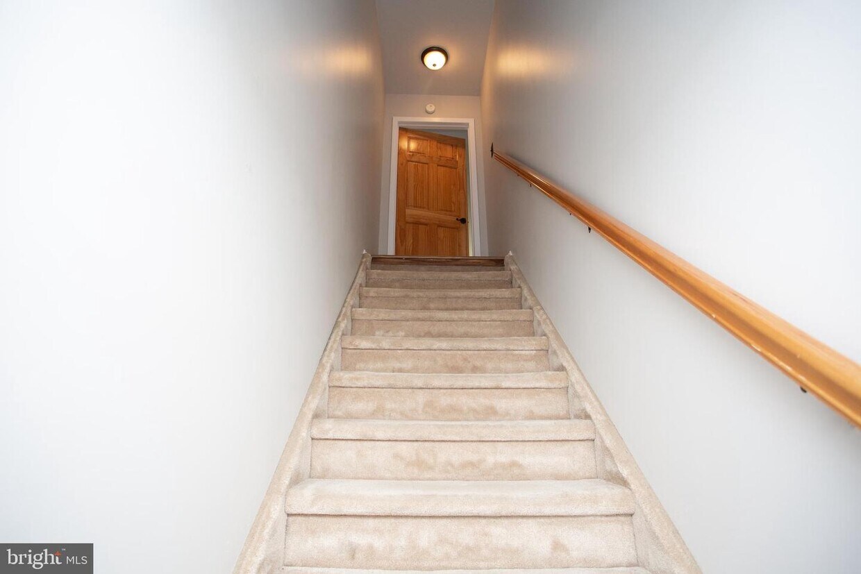 Foto principal - 1009 Woodchip Rd