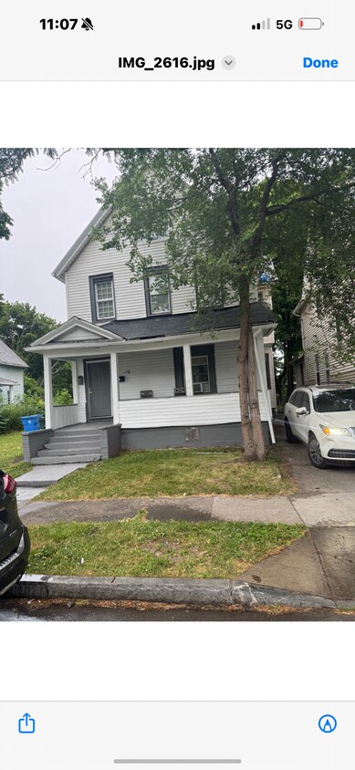 Primary Photo - 116 Woodward St