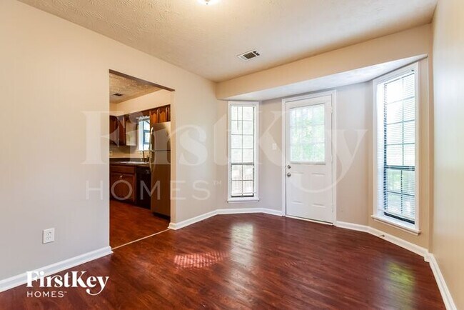 Building Photo - 3189 Glen Hollow Dr