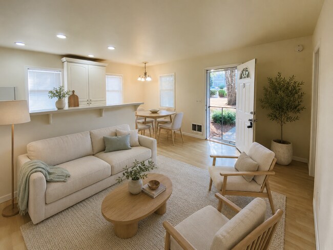 Foto del edificio - One Bedroom Cottage Style Home in Central Everett