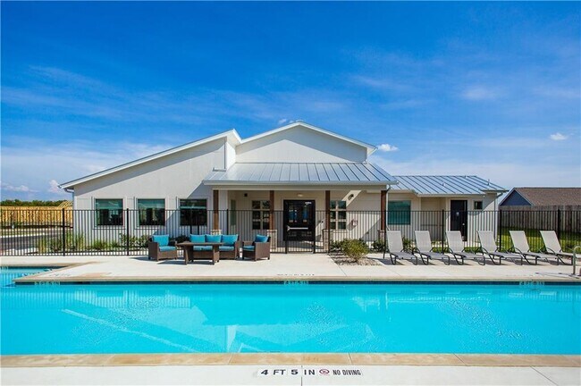 Foto del edificio - 6203 Dumfries Ln