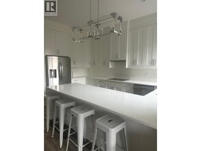 Building Photo - 8128 Heather St