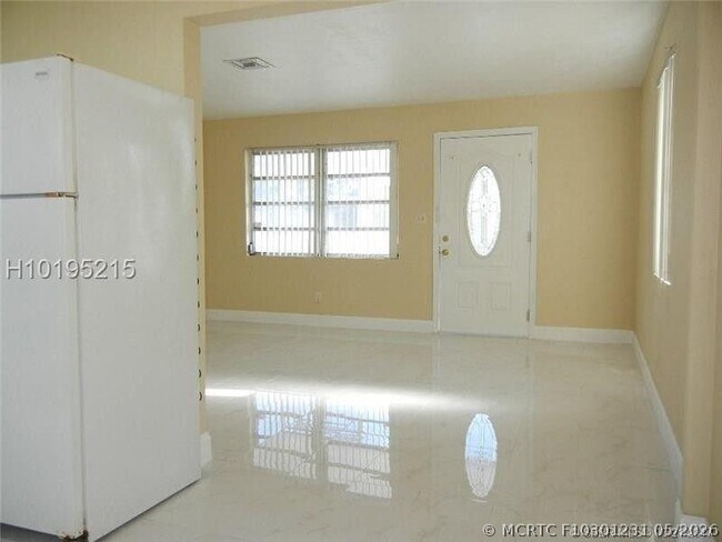 Foto del edificio - 2427 Garfield St