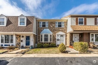 Building Photo - 3110 Crystal Ct