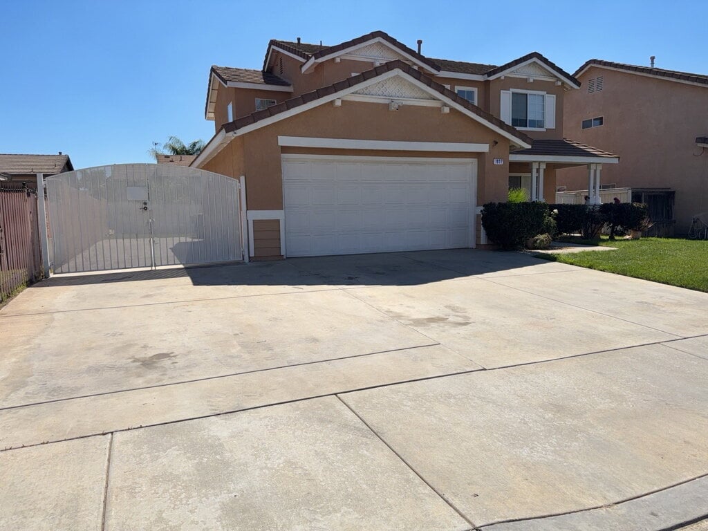 Photo - "Charming 3-Bedroom Retreat with Spacious Living at 1037 Milestone Ave, Perris!"
