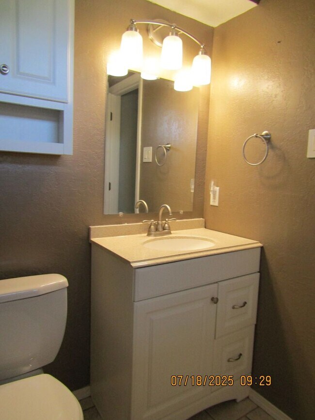 Foto del edificio - Very Nice Home located in the Sherwood Are...