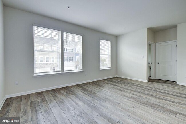 Foto del edificio - 3012 Cardinal Bluff Ct