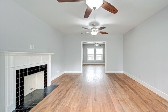 Foto del edificio - 1852 Sul Ross St