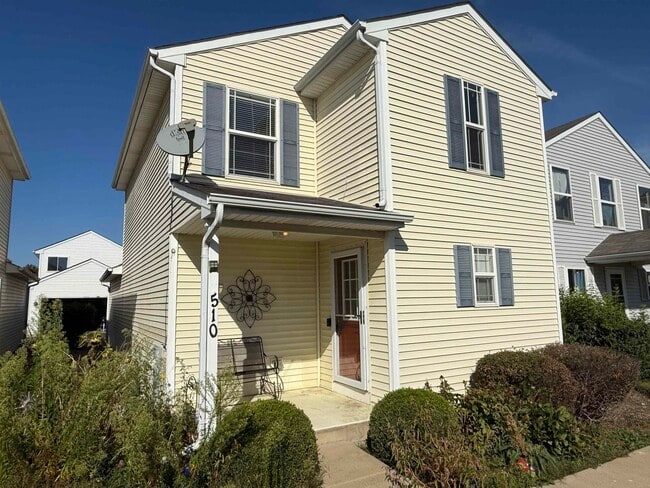 Building Photo - 510 Timber Dr