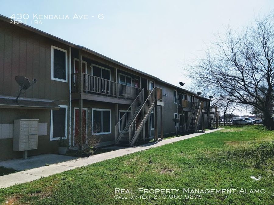 Primary Photo - 430 Kendalia Ave
