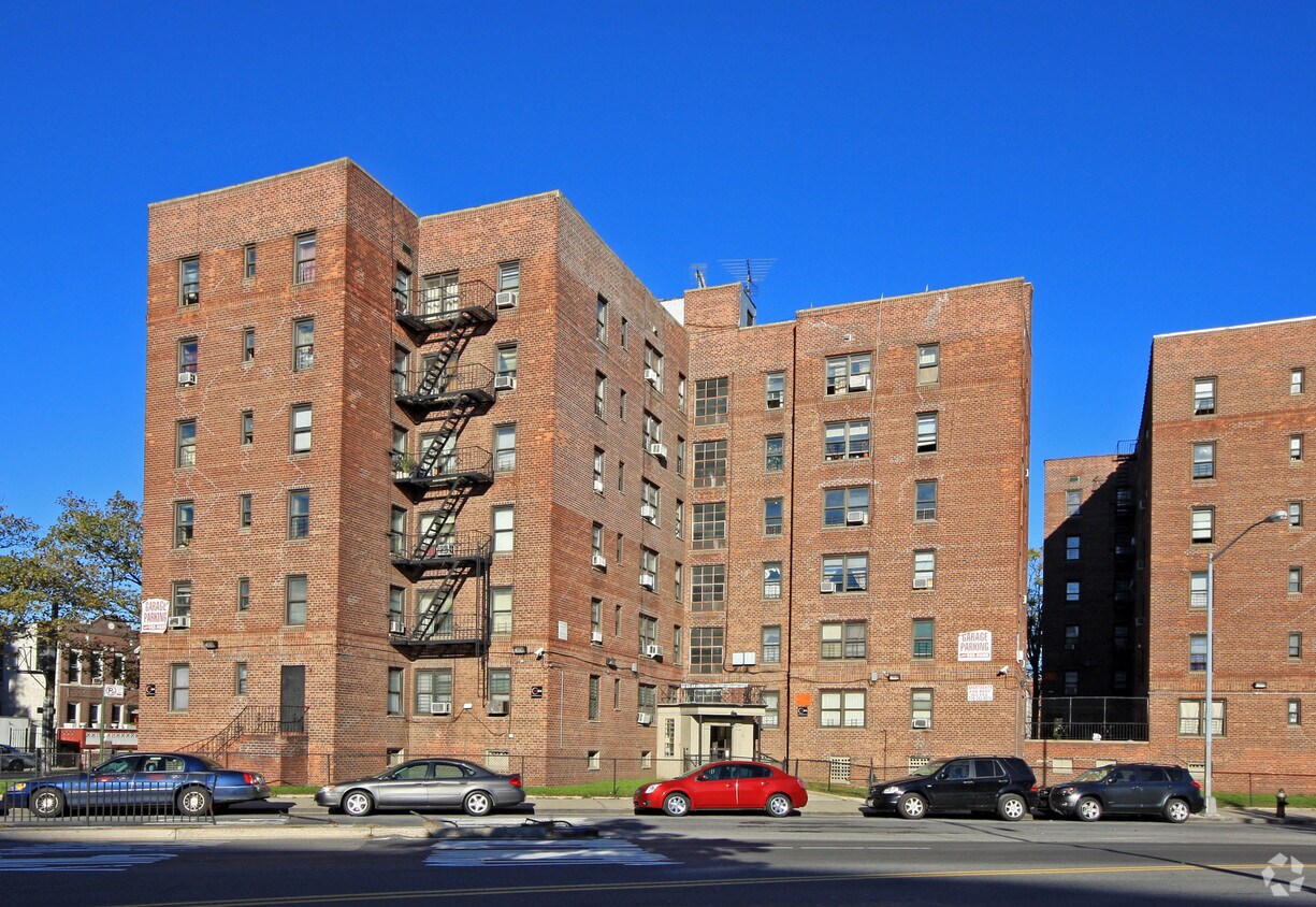 Foto del edificio - 9407 Kings Hwy