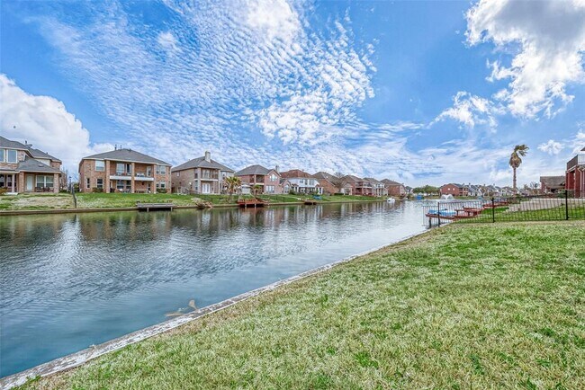 Building Photo - 18118 Billabong Crescent Ct