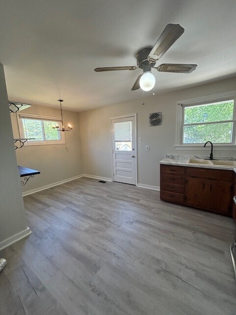 Building Photo - 9721 Drexel Ln