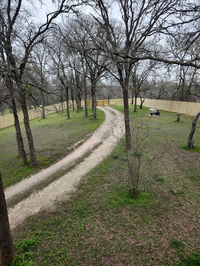 Foto del edificio - 126 Deer Run Dr