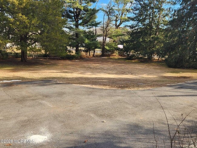 Foto del edificio - 426 Bennetts Mills Rd