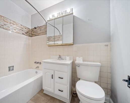 Foto del edificio - 8000 Archer Ave