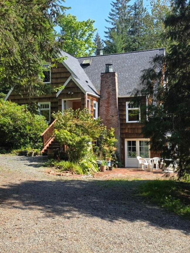 Building Photo - 5324 Mt Baker Hwy