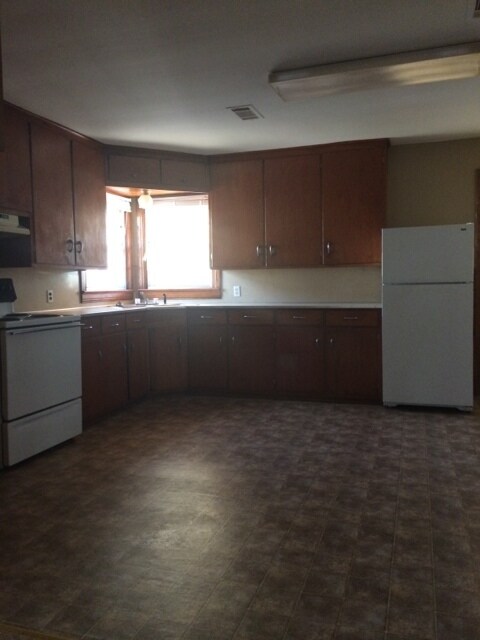Foto del edificio - 2 Bedroom House close to High School