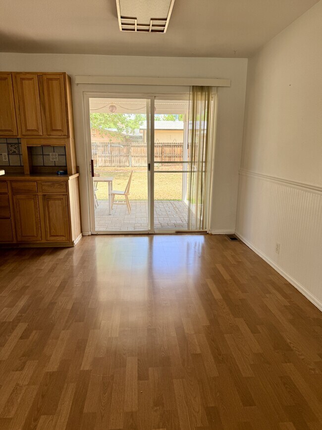 Foto del edificio - 1208 Hermosa Ave