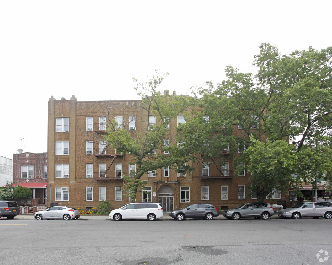 Foto del edificio - 1479 Dahill Rd