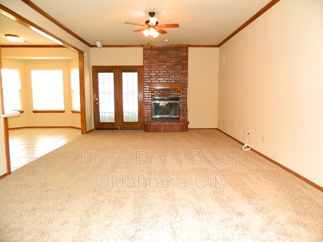 Foto del edificio - 705 NE 20th St