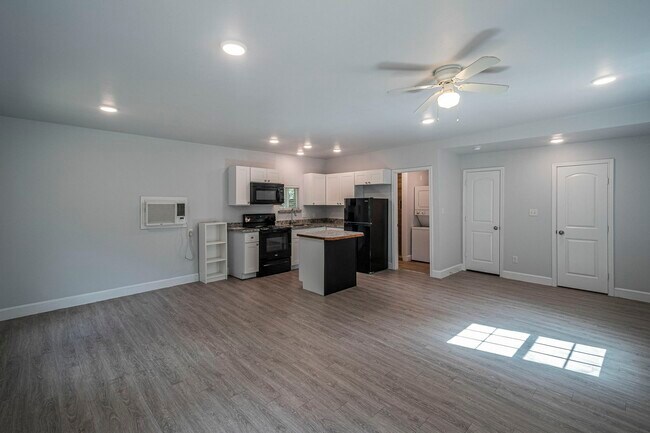 Foto del edificio - 11579 Persimmon St
