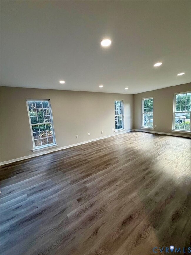 Foto del edificio - 1124 Lovey Ln